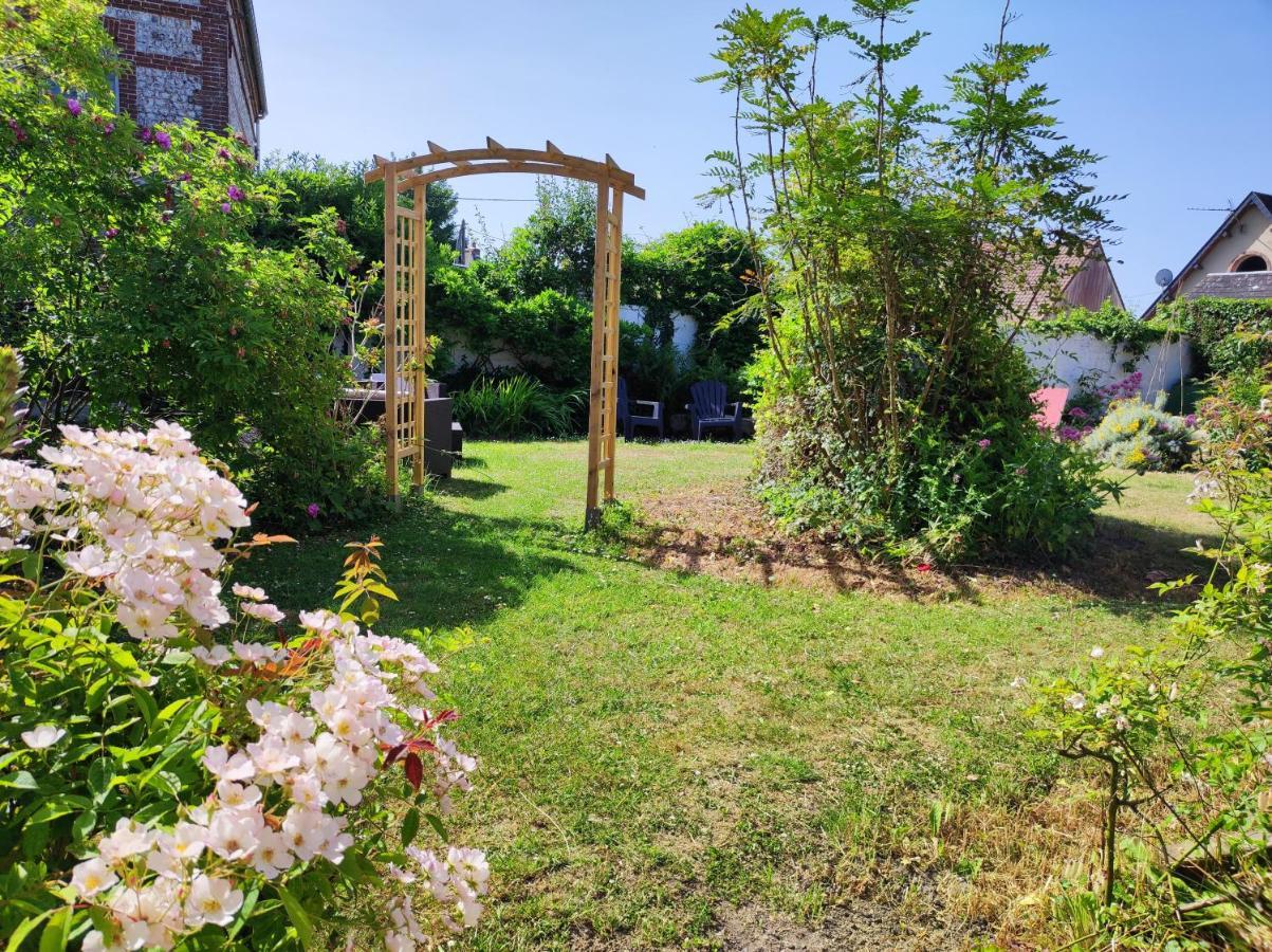 Le Relais Des Dalles - Hotel & Restaurant Sassetot-le-Mauconduit Exteriör bild
