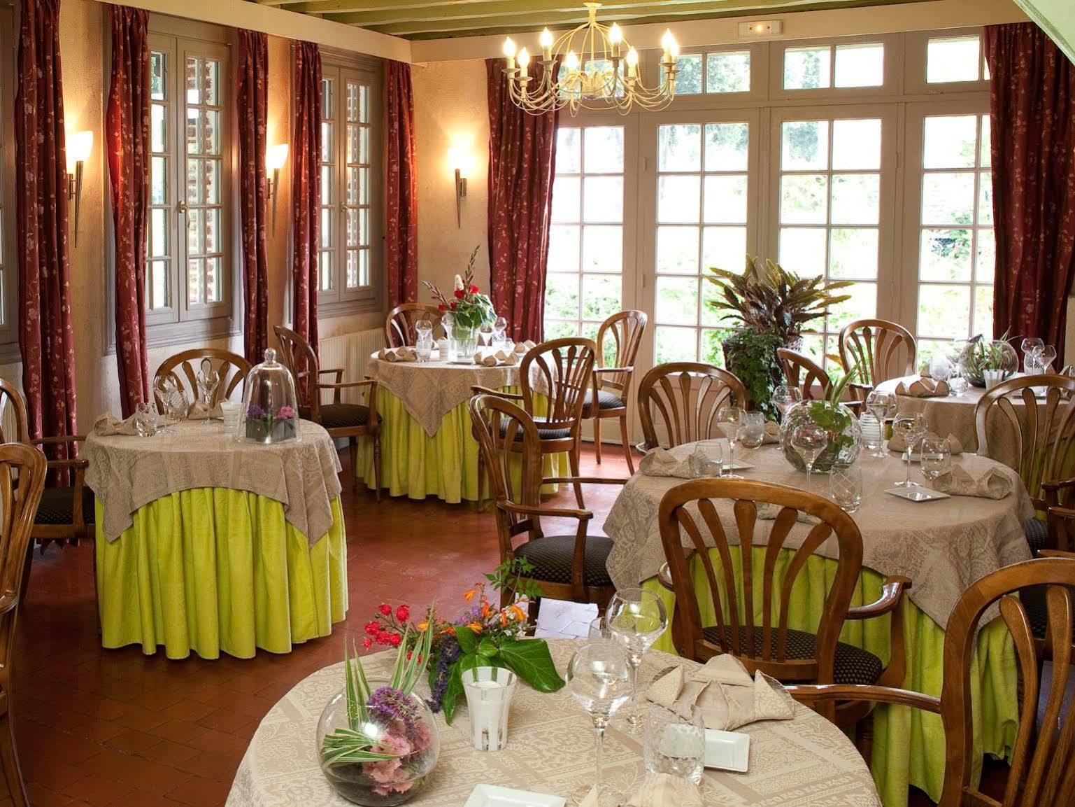 Le Relais Des Dalles - Hotel & Restaurant Sassetot-le-Mauconduit Exteriör bild